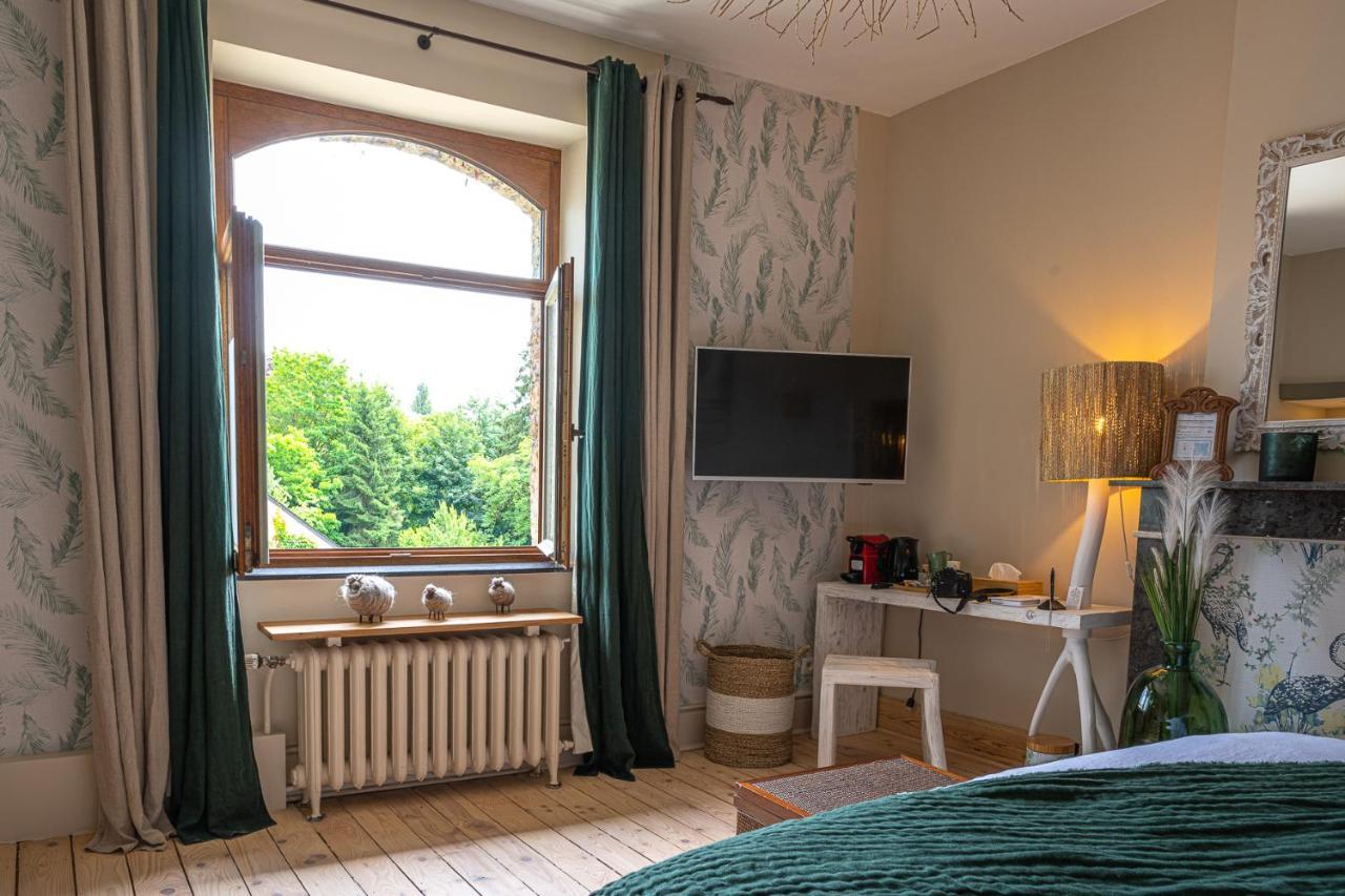 Le Du Jardin Des Secrets Bed & Breakfast *