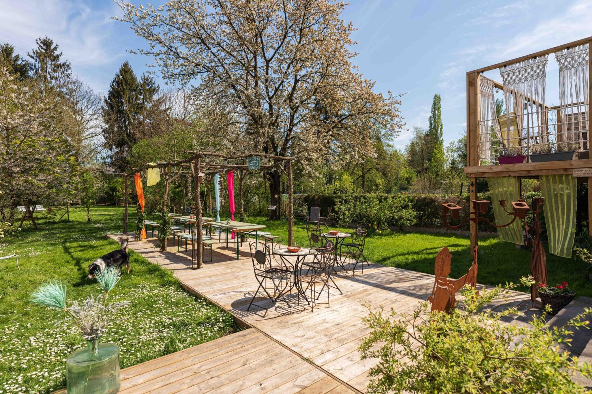 Bed & Breakfast Le Jardin Des Secrets 